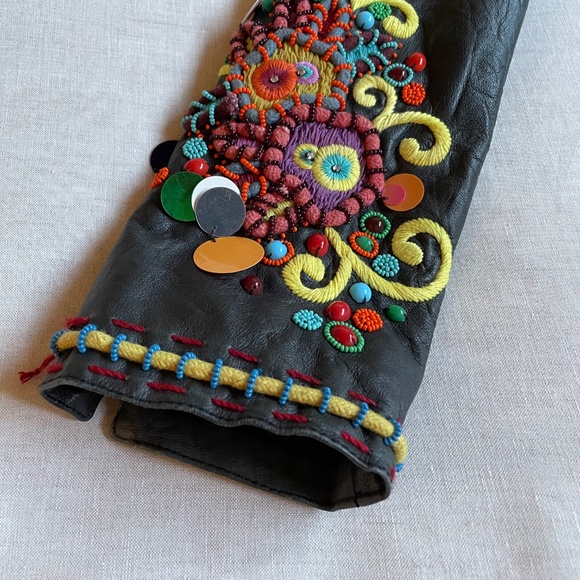 Double D Ranch Embroidered Leather Jacket - Picture 5 of 10